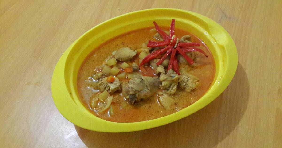 Resep Kari Ayam Sayuran Simple ala Adelia Sharfina