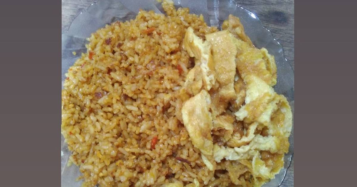 112 resep  nasi  goreng telur  dadar enak dan sederhana Cookpad