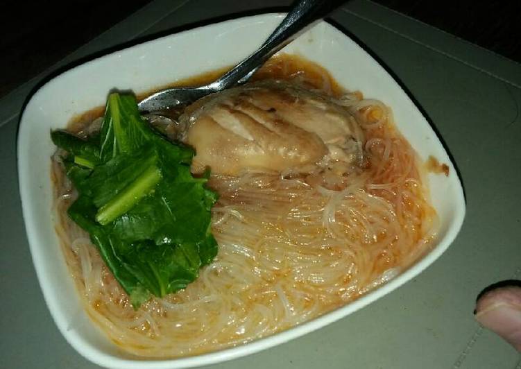 gambar untuk resep makanan Bihun kuah ayam