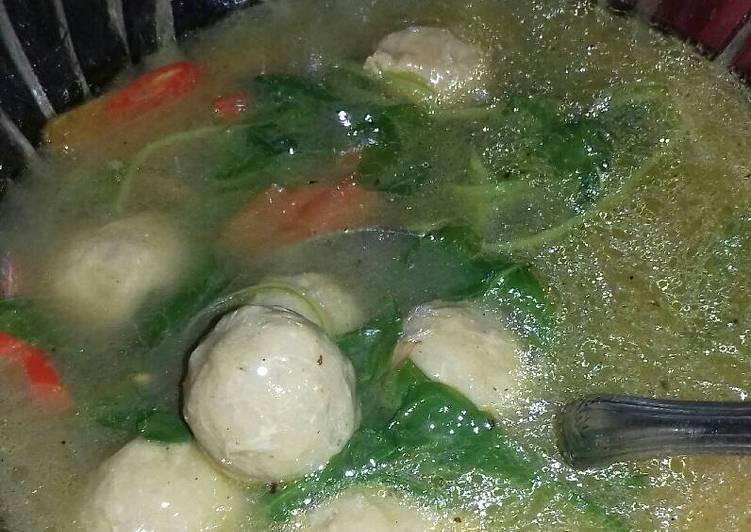 resep masakan Sayur bayam bakso