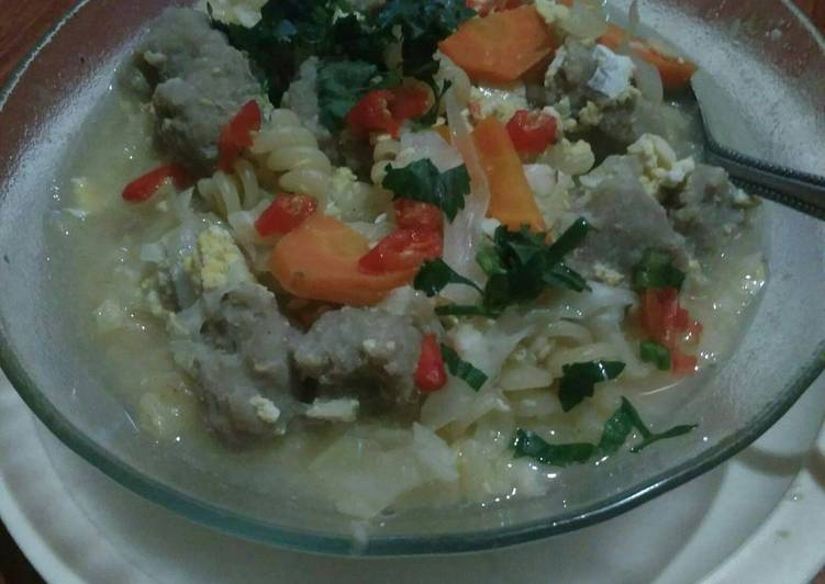 Resep Seblak kuah pedas makaroni bakso By Arinindya Birul Nurgraheni