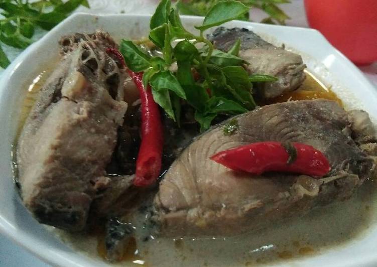 resep masakan Garang Asem tongkol..Kemangi