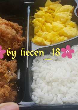 Crispy Fried Chicken and Creamy Scramble egg