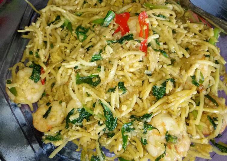 gambar untuk resep Mie goreng jawa udang