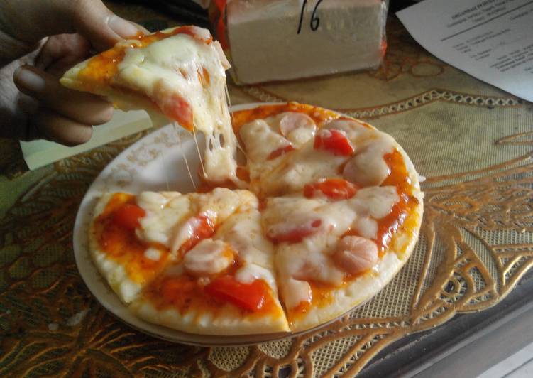 gambar untuk cara membuat Piza mini simple