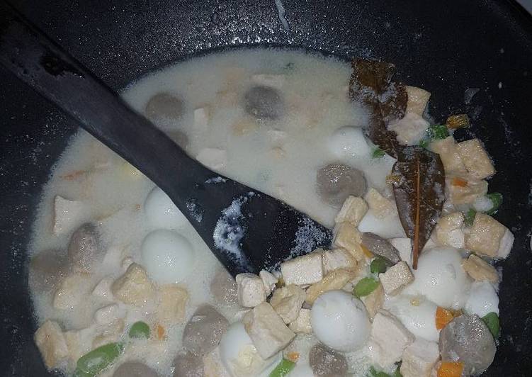 resep lengkap untuk Puyuh bakso kuah santan