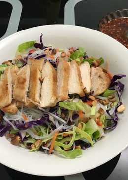 Vietnamese chicken salad
