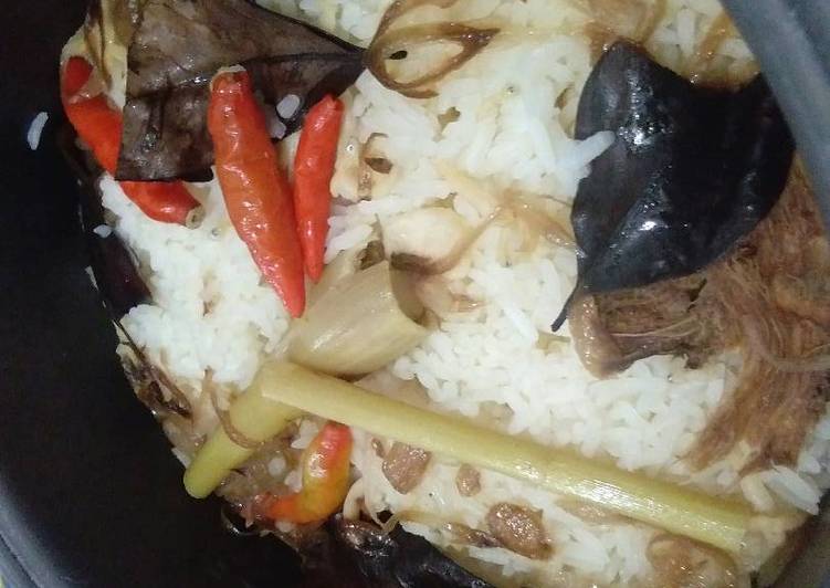 resep lengkap untuk Nasi liwet teri medan magic com