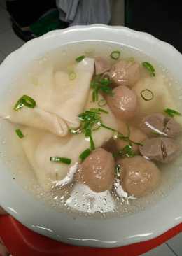 Pangsit rebus