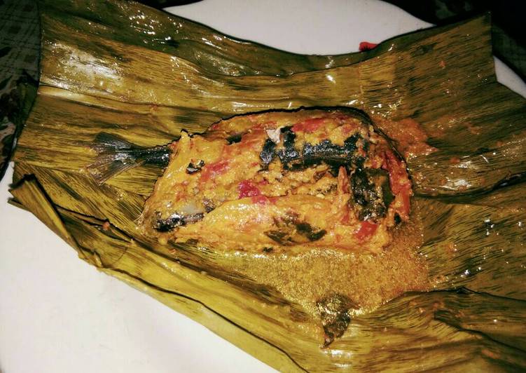 resep masakan Pepes ikan Layang Mangga muda