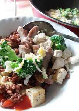 Healthy Red Rice with Sausage and Broccoli