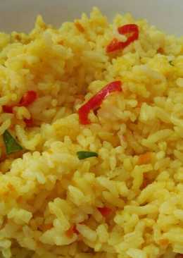 Nasi goreng kuning