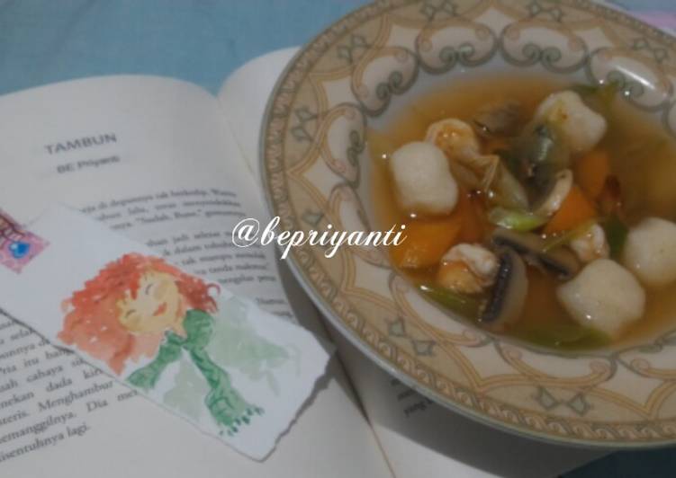 resep lengkap untuk Sup Tom Yam Segar