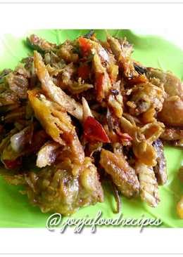 Ayam dan Tongkol Asap menjerit bersama (sambel Ayam Tongkol)