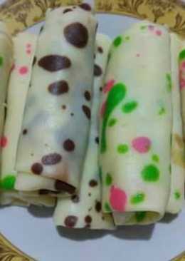 Dadar gulung polkadot pisang coklat keju