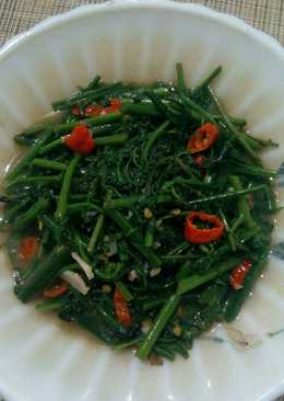 Tumis Pakis Pedas