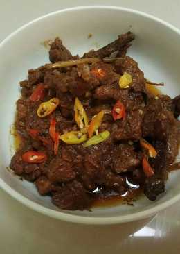 Krengsengan Daging