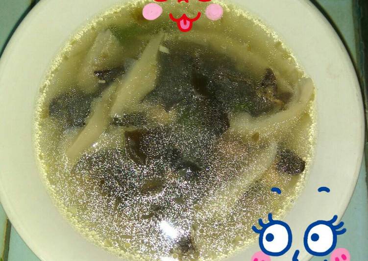 gambar untuk resep Sup Ayam Jamur Kacang merah