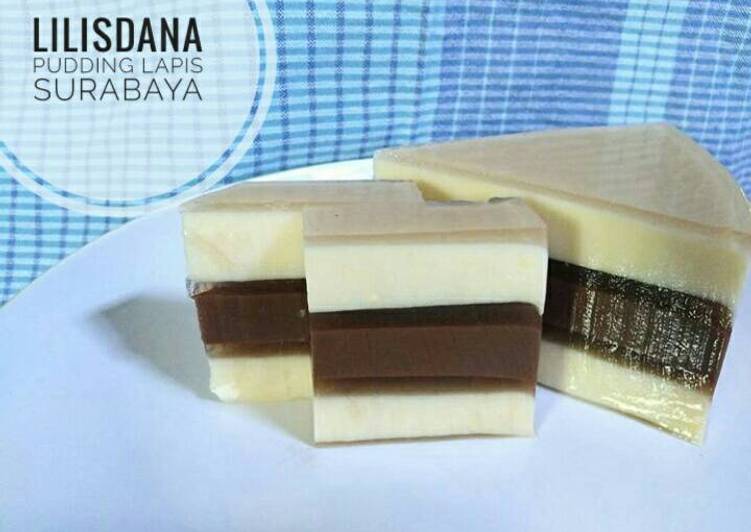 bahan dan cara membuat Pudding Lapis Surabaya