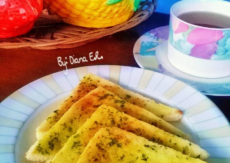 resep masakan Garlic Bread (Roti Bawang) || Teflon