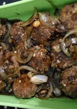 Bola bola daging lada hitam