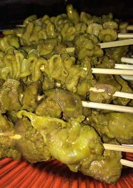 Sate usus dan ati ampela goreng