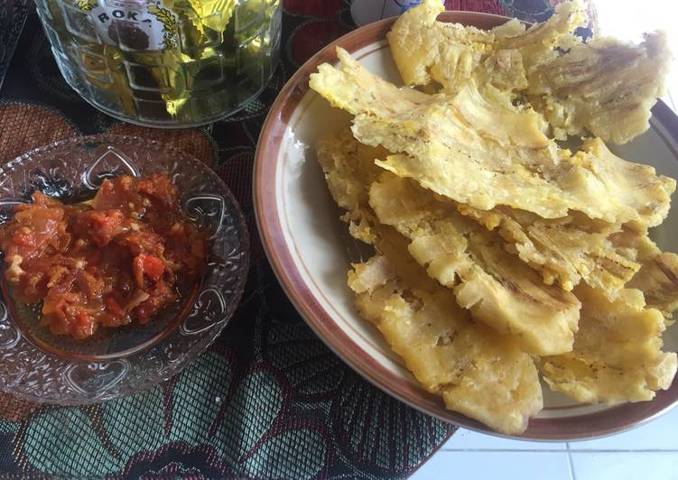 gambar untuk resep Pisang Epe sambel khas bugis