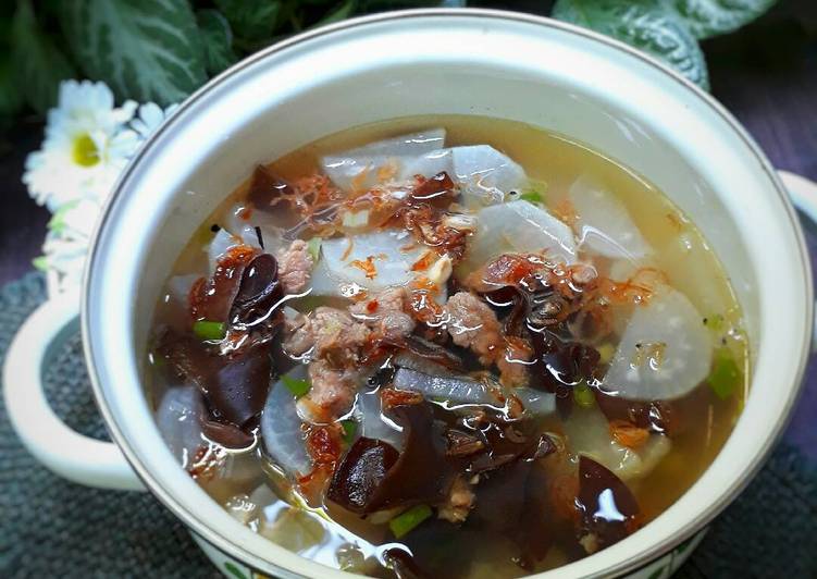 Resep Sup Lobak Sapi Bening By Erni Puspaningrum