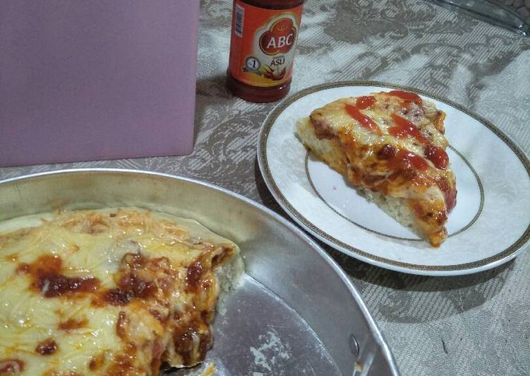 Resep Pizza super simpel Oleh Happy.simply.uwie