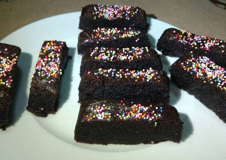  Resep  Brownies  max tea oleh jihan mustofa sungkar Cookpad