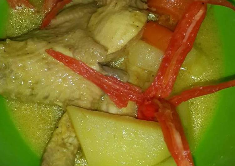 gambar untuk resep makanan Opor ayam +kentang pedes asem