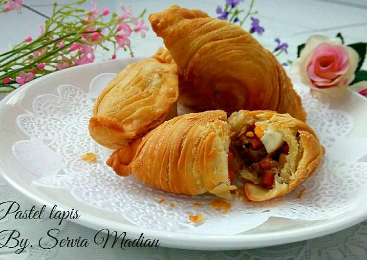 resep lengkap untuk Pastel lapis isi ayam kecap, yummy....??