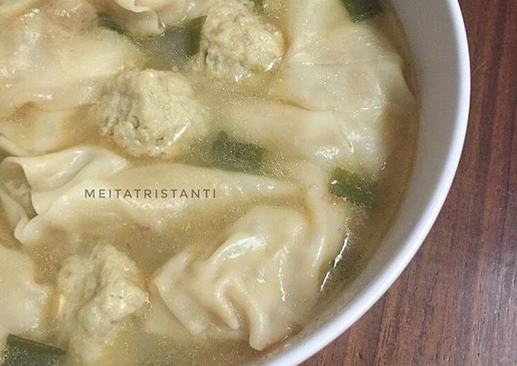 Resep Wonton Soup/Pangsit Kuah Oleh Meita Tristanti