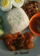 Nasi lemak udang balado terong