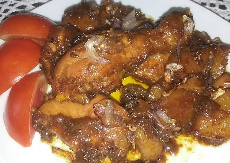 resep lengkap untuk Ayam Semur Mama Dhien