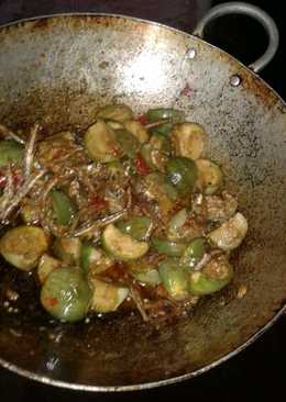 Tumis terong teri uenak