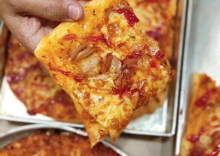 gambar untuk resep makanan Tuna Mozarella Pizza