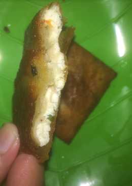 Tahu martabak telur