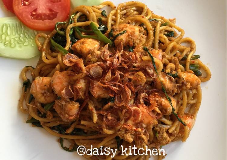 gambar untuk resep Mie Goreng Kangkung Terasi Pedas