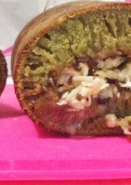 Martabak manis greentea toping coklat keju dan oreo white coklat... Enyoyyyy endes