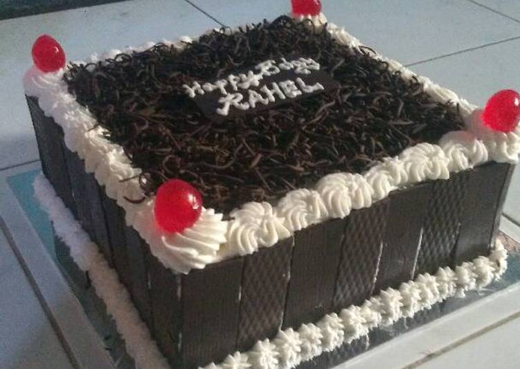 bahan dan cara membuat Blackforest