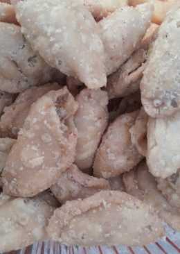 Pastel kering isi abon