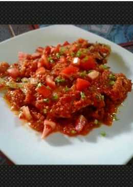 Ikan bawal saus tomat pedas