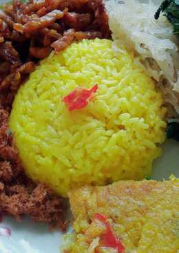 Nasi kuning magicom mudah