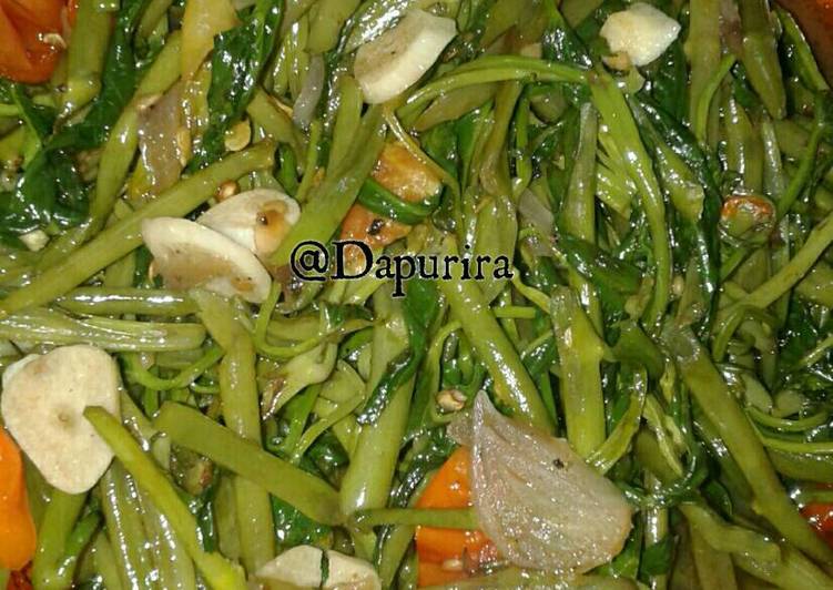 Resep Tumis kangkung bagi pemula Kiriman dari Ira E Juniarti