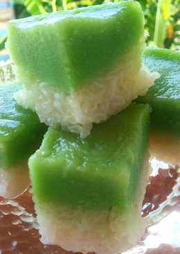 Kue talam / serimuka pandan ketan