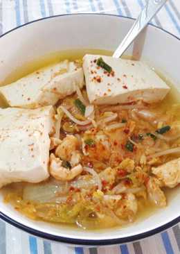 Kimchi Jjigae (Kimchi Soup)