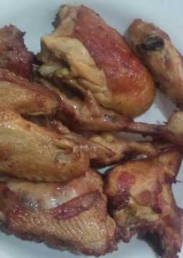 Ayam goreng bumbu kuning