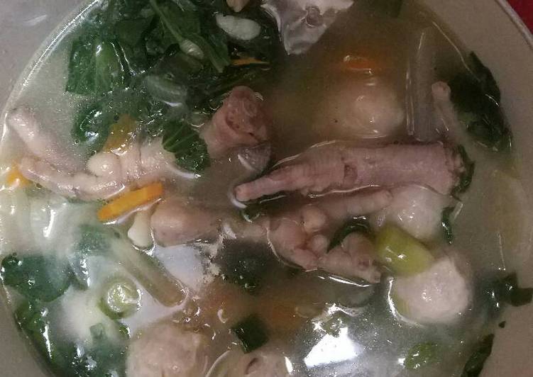 gambar untuk resep Sup bakso ceker ayam