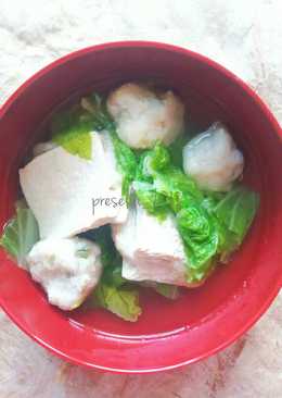 Sayur bening sawi tahu bakso ayam